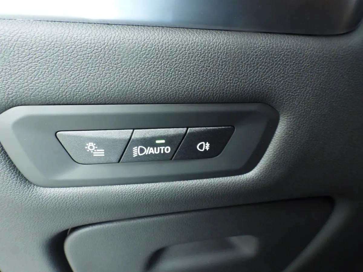 xDrive50e | M-Sportpakket | LED | Leder | HUD | Active cruise | Trekhaak | Schuifdak | Comfortzetels | DAB | Harman-kardon sound | Alu 22 inch