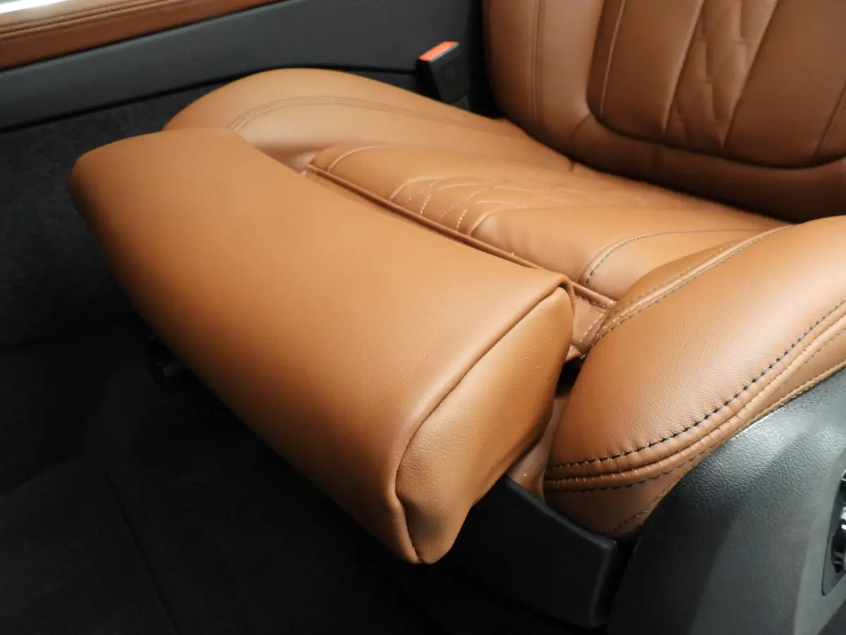 xDrive50e | M-Sportpakket | LED | Leder | HUD | Active cruise | Trekhaak | Schuifdak | Comfortzetels | DAB | Harman-kardon sound | Alu 22 inch