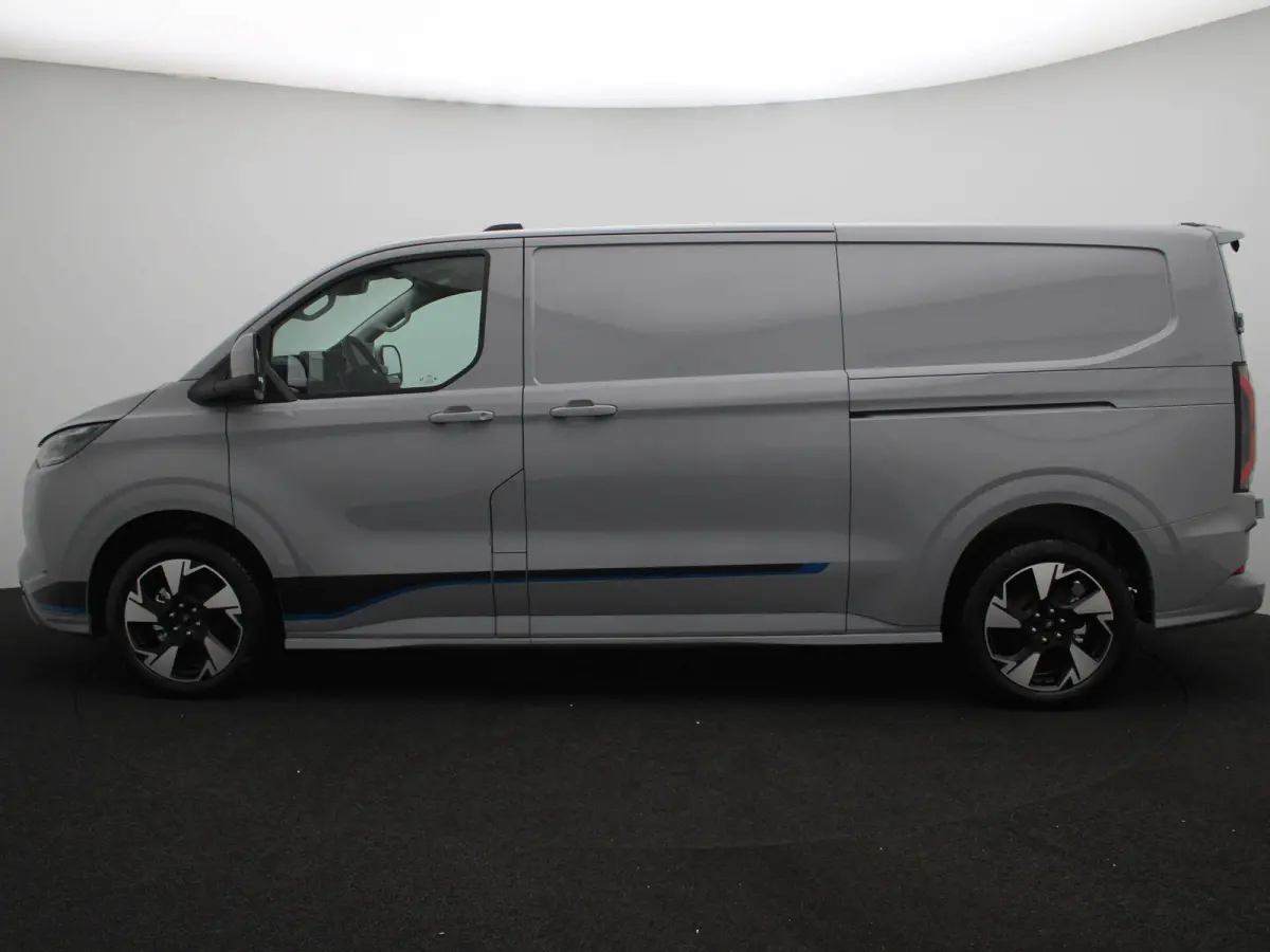 Cust. 320 L2H1 Sport 65 kWh | Te bestellen | Dubbele schuifdeur | Driver assistance pack | 19 inch velgen |