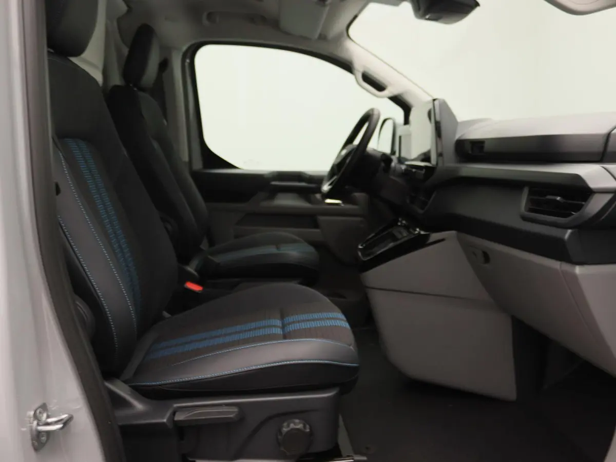 Cust. 320 L2H1 Sport 65 kWh | Te bestellen | Dubbele schuifdeur | Driver assistance pack | 19 inch velgen |