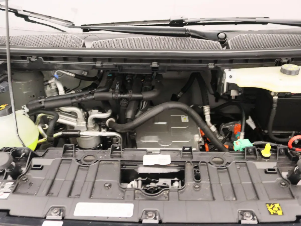 Cust. 320 L2H1 Sport 65 kWh | Te bestellen | Dubbele schuifdeur | Driver assistance pack | 19 inch velgen |