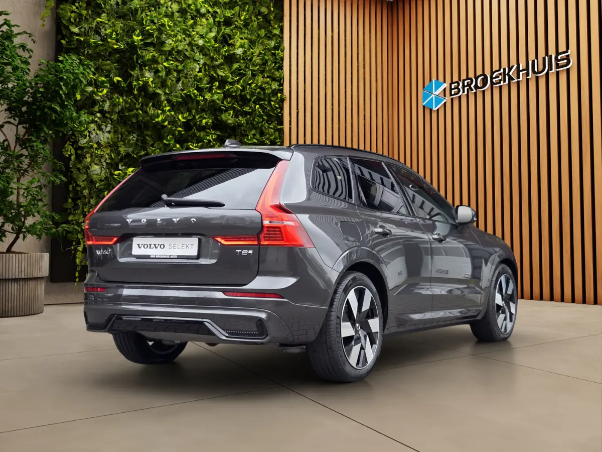 2.0 T8 AWD R-Design Plug-In Hybrid | Luchtvering | 360 Camera | Harman/Kardon | Panoramadak | Pilot Assist