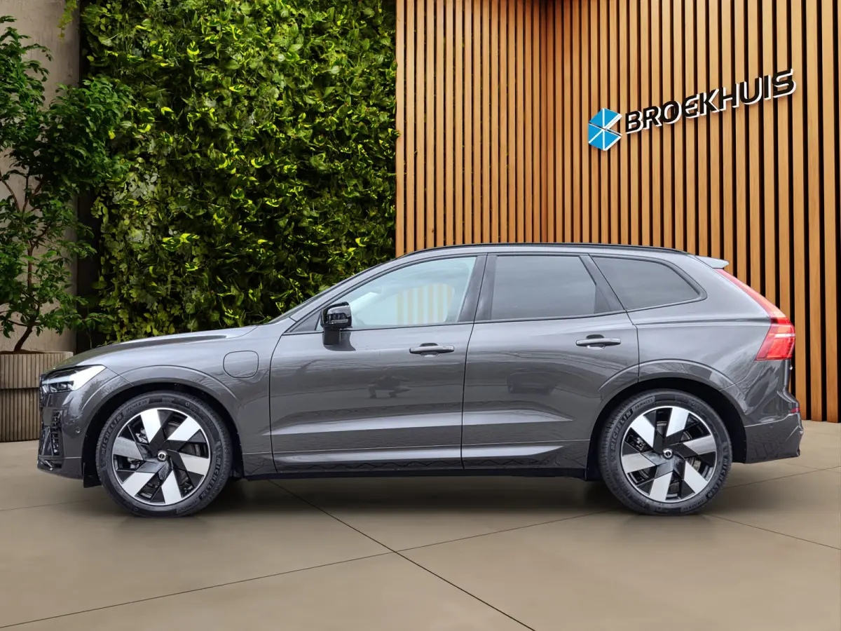 2.0 T8 AWD R-Design Plug-In Hybrid | Luchtvering | 360 Camera | Harman/Kardon | Panoramadak | Pilot Assist