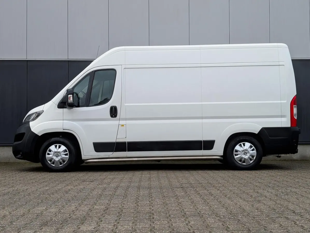 2.0 131PK L2H2 AIRCO CRUISE PDC EURO 6 LEASE