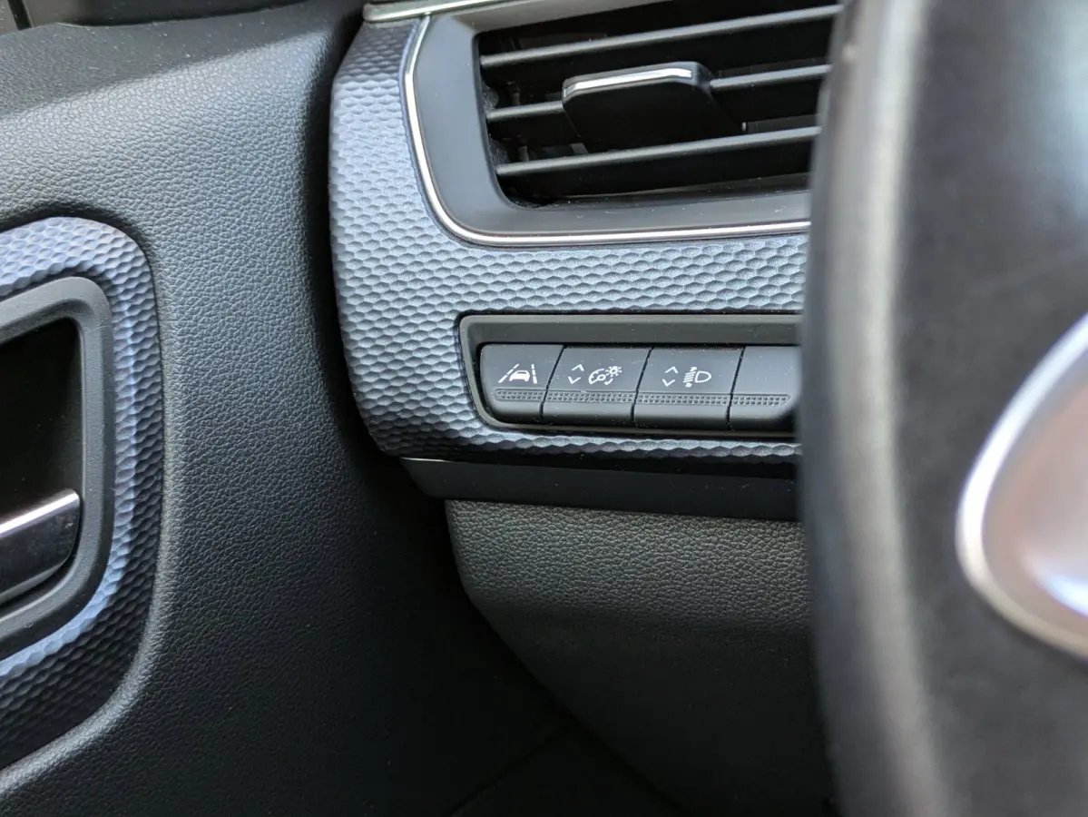 1.6 E-Tech hybrid 145 techno|Navi|Camera|Keyless-Entry/Go|Dealer onderhouden