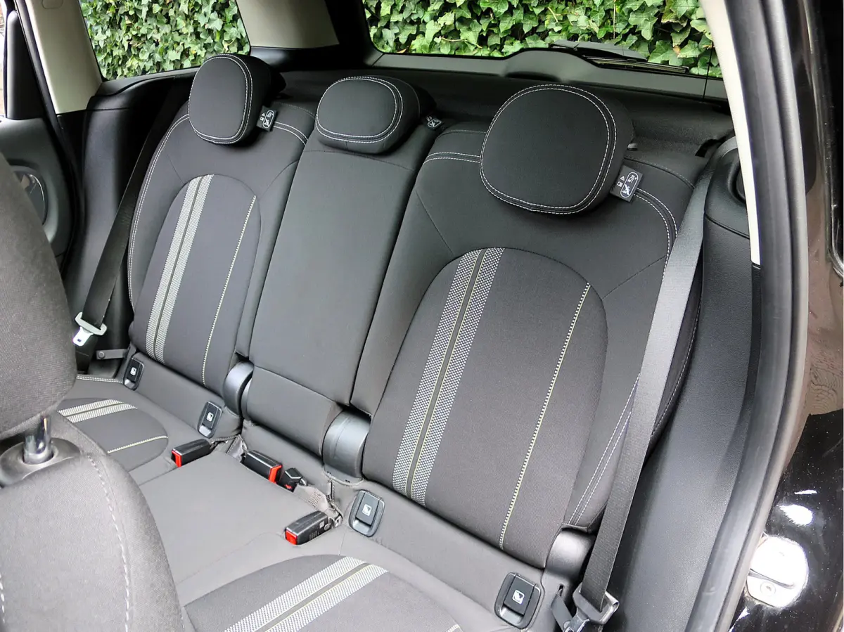 2.0 Cooper S F60 automaat 1e eig, Pano, A.klep aut, Apple Carplay, 17"