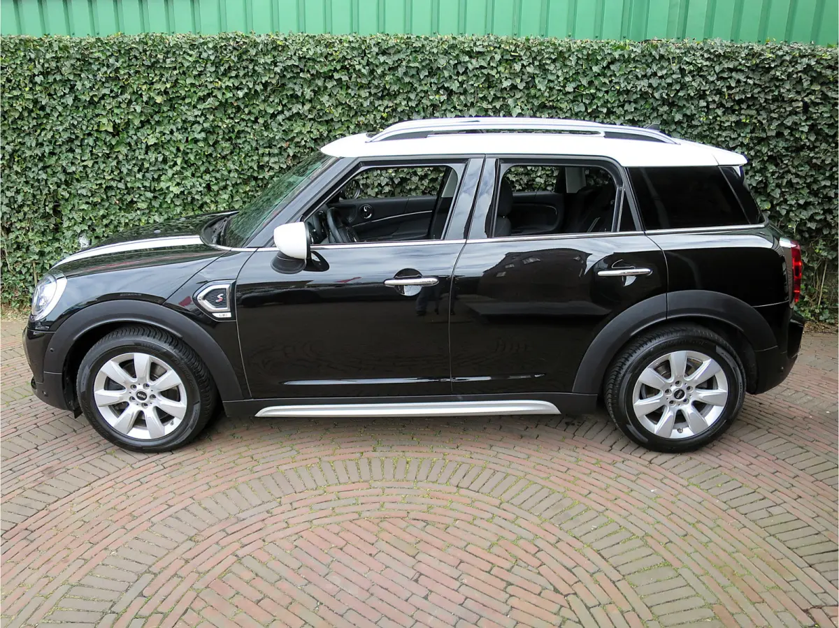 2.0 Cooper S F60 automaat 1e eig, Pano, A.klep aut, Apple Carplay, 17"