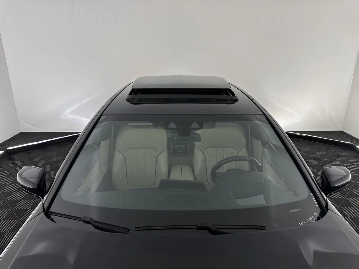 740Le xDrive iPerformance High Executive (Plug-In) Aut. *PANO | LEATHER | MASSAGE | HARMAN/KARDON | MEMORY-PACK | BLIS | TOPVIEW |  HEAD-UP | ADAPTIVE-CRUISE | FULL-LED | ENTERTAINMENT | DAB