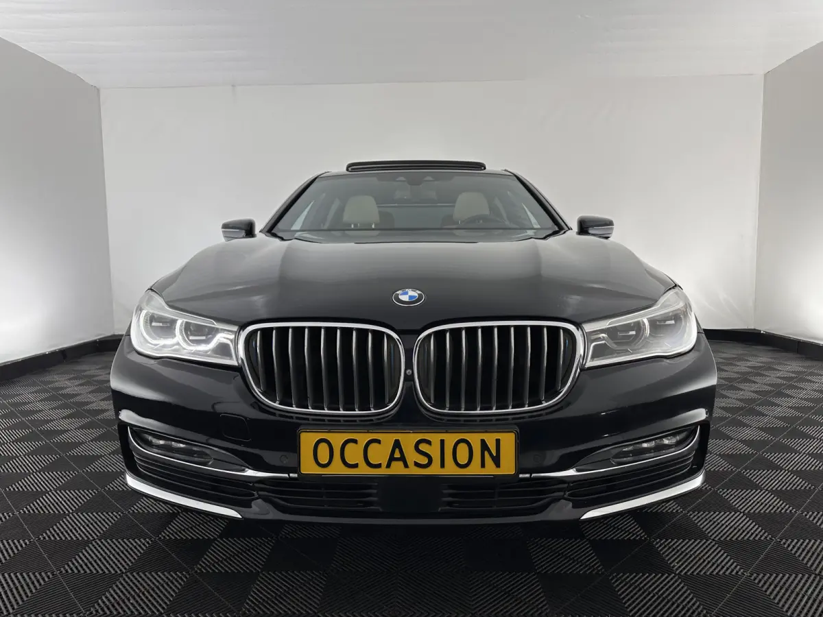 740Le xDrive iPerformance High Executive (Plug-In) Aut. *PANO | LEATHER | MASSAGE | HARMAN/KARDON | MEMORY-PACK | BLIS | TOPVIEW |  HEAD-UP | ADAPTIVE-CRUISE | FULL-LED | ENTERTAINMENT | DAB
