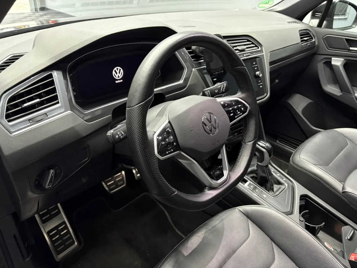 1.4 TSI eHybrid R-Line Business+