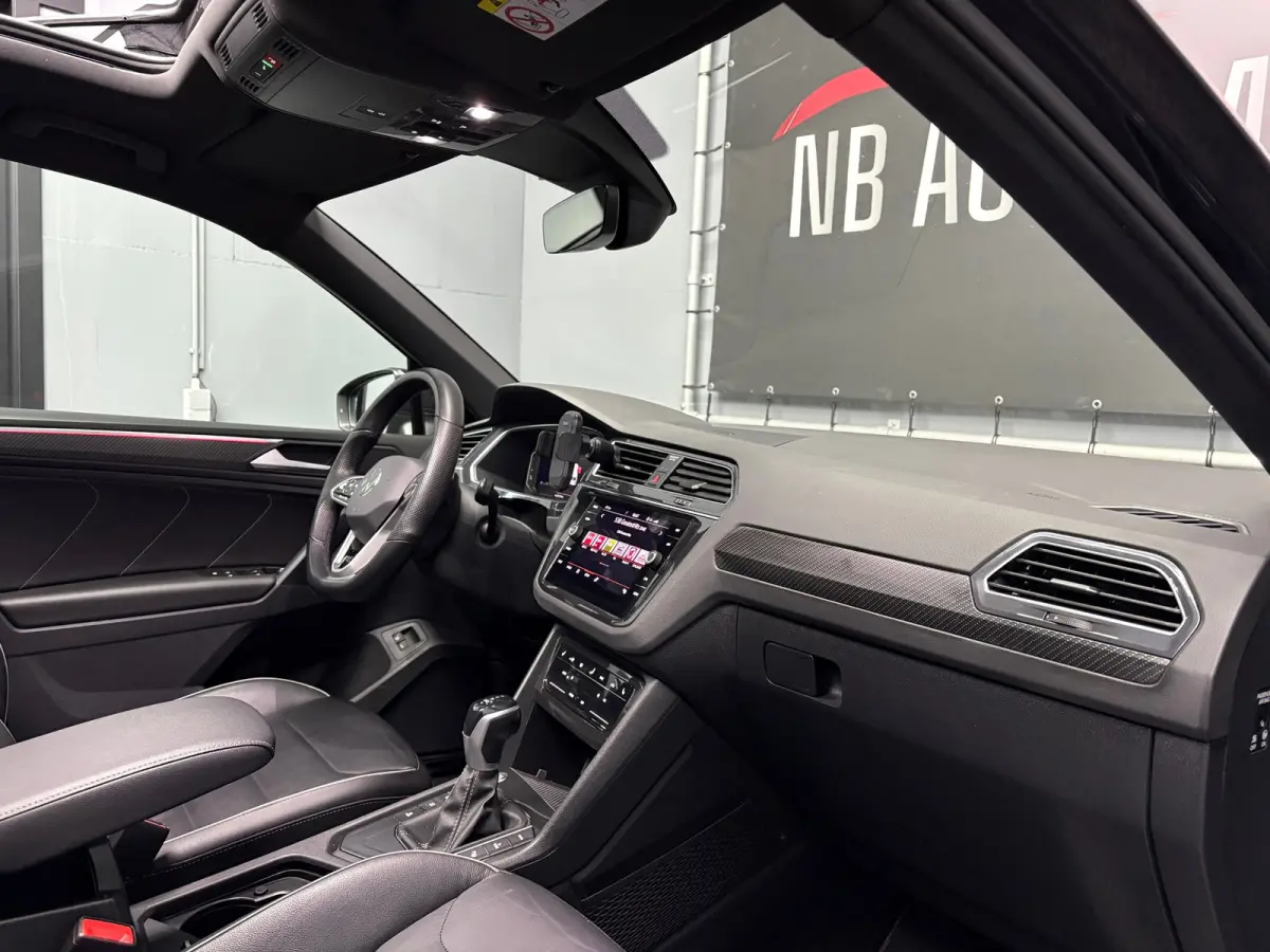 1.4 TSI eHybrid R-Line Business+