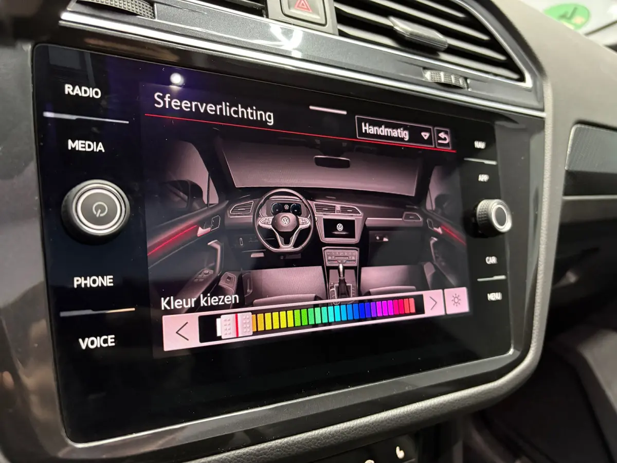 1.4 TSI eHybrid R-Line Business+