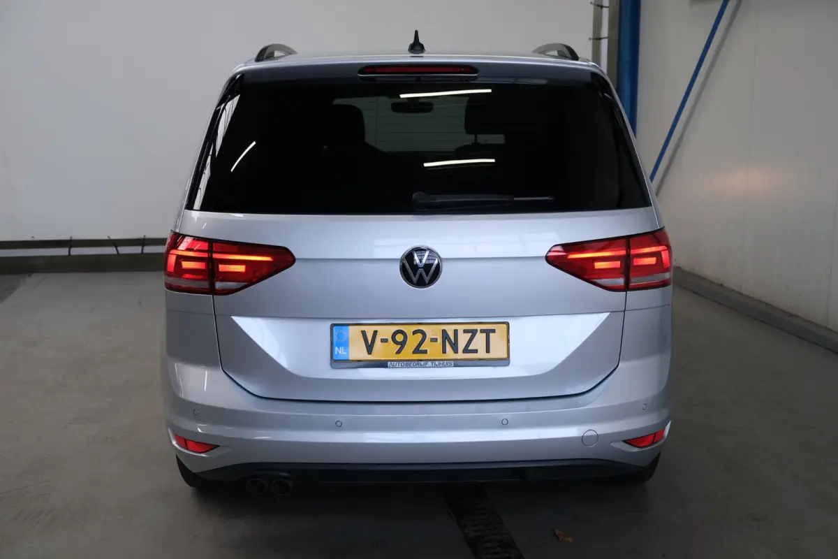 2.0 TDI 150 PK DSG > Grijskenteken < - Airco, Cruise, PDC.