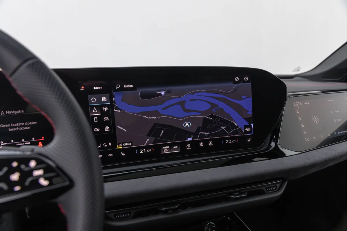 3.0 TFSI 367pk S-line Pano Luchtv. 4-wielsturing B&O HuD