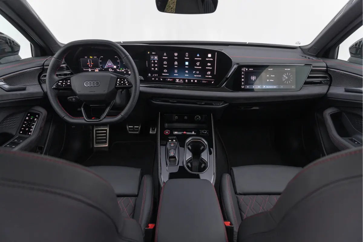3.0 TFSI 367pk S-line Pano Luchtv. 4-wielsturing B&O HuD