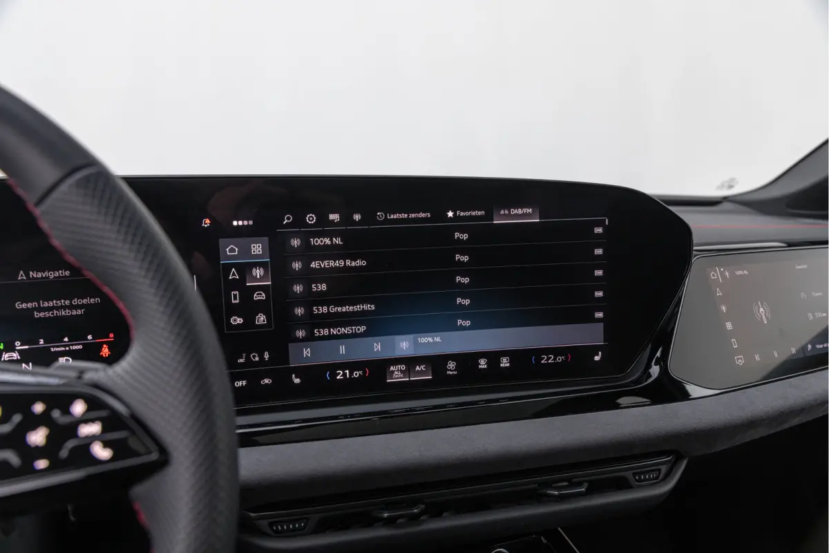 3.0 TFSI 367pk S-line Pano Luchtv. 4-wielsturing B&O HuD