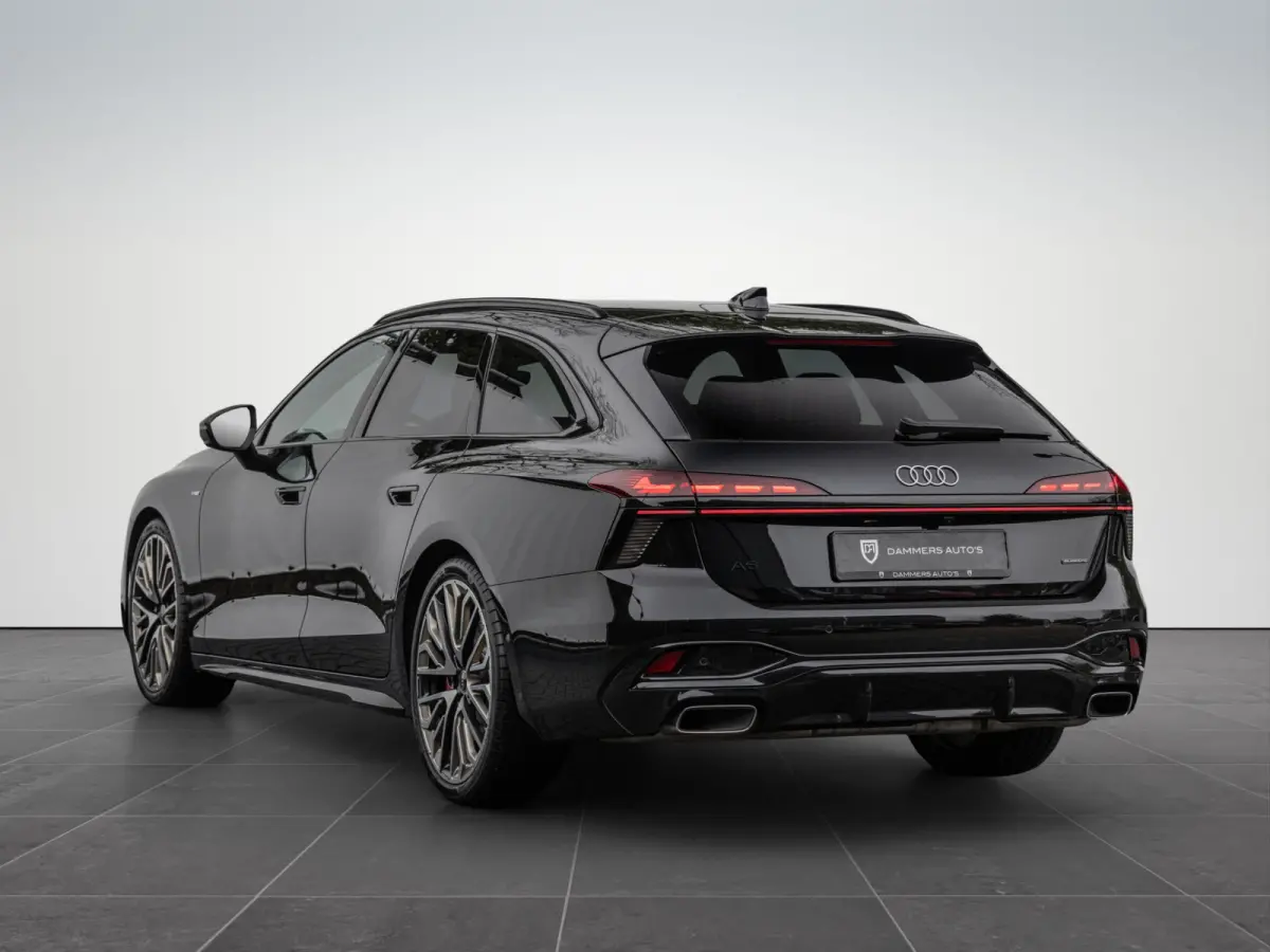 3.0 TFSI 367pk S-line Pano Luchtv. 4-wielsturing B&O HuD