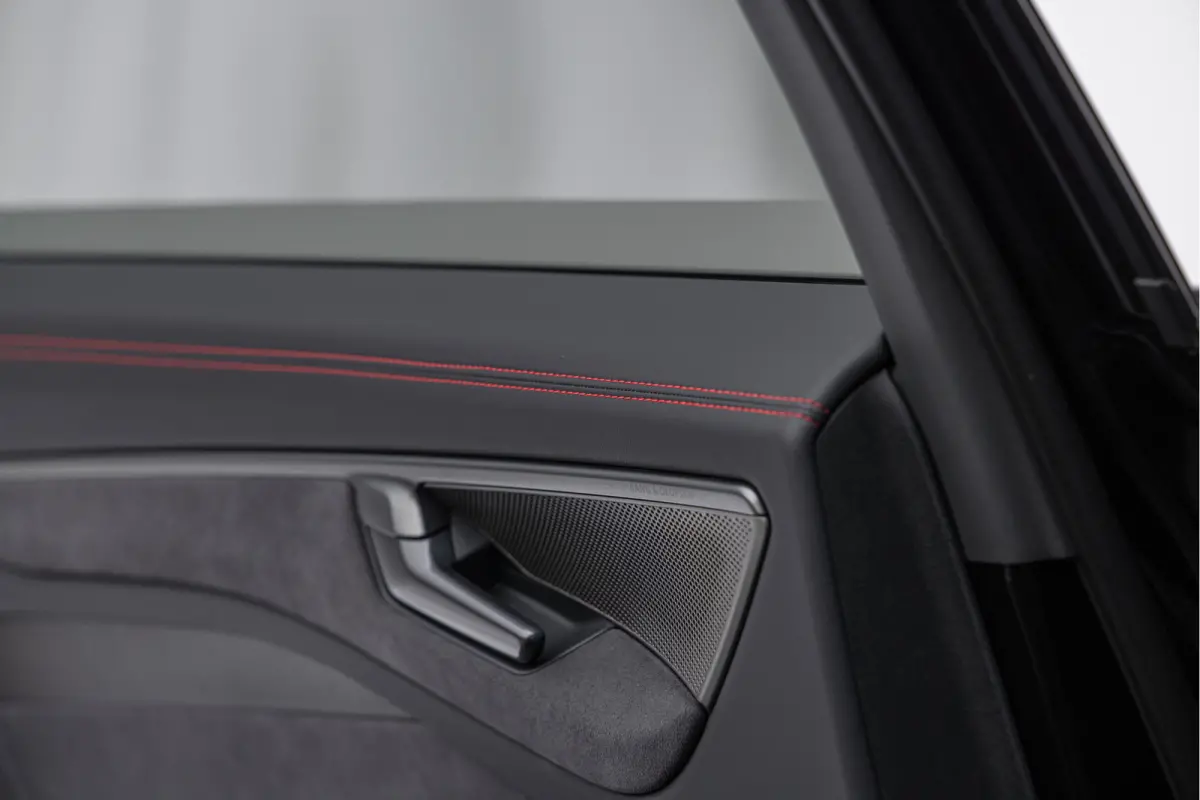 3.0 TFSI 367pk S-line Pano Luchtv. 4-wielsturing B&O HuD