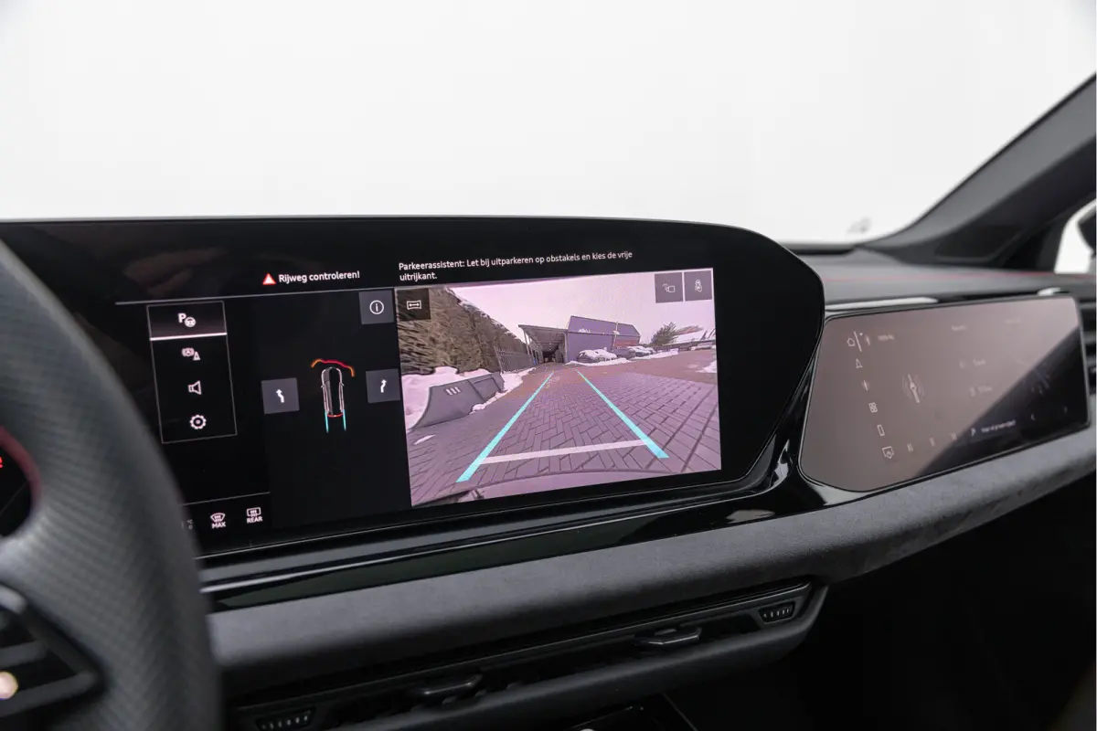 3.0 TFSI 367pk S-line Pano Luchtv. 4-wielsturing B&O HuD