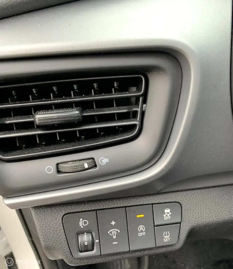 1.0 T-GDi MHEV ComfortLine|Apple carplay
