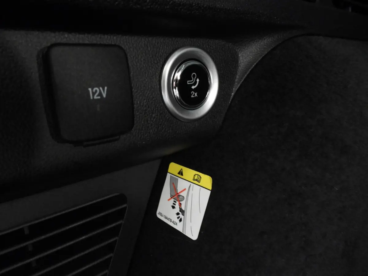 2.5 PHEV Plug-In Vignale TREKH./NAVI/LEER/LED/B&O/18"LMV!