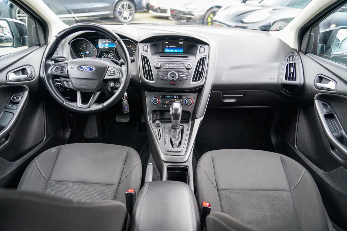 1.6 TI-VCT Titanium | Cruise Control | AC | Multimedia