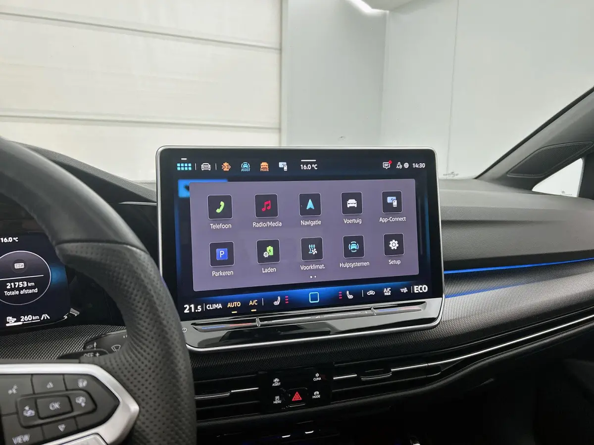 1.5 eHybrid GTE | 272 PK | SoH 99.4% | Automaat | Panoramadak | Navigatie | Apple Carplay / Android Auto | Trekhaak Inklapbaar | Digital Cockpit | Advanced Keyless | Heads-up Display | Stoel