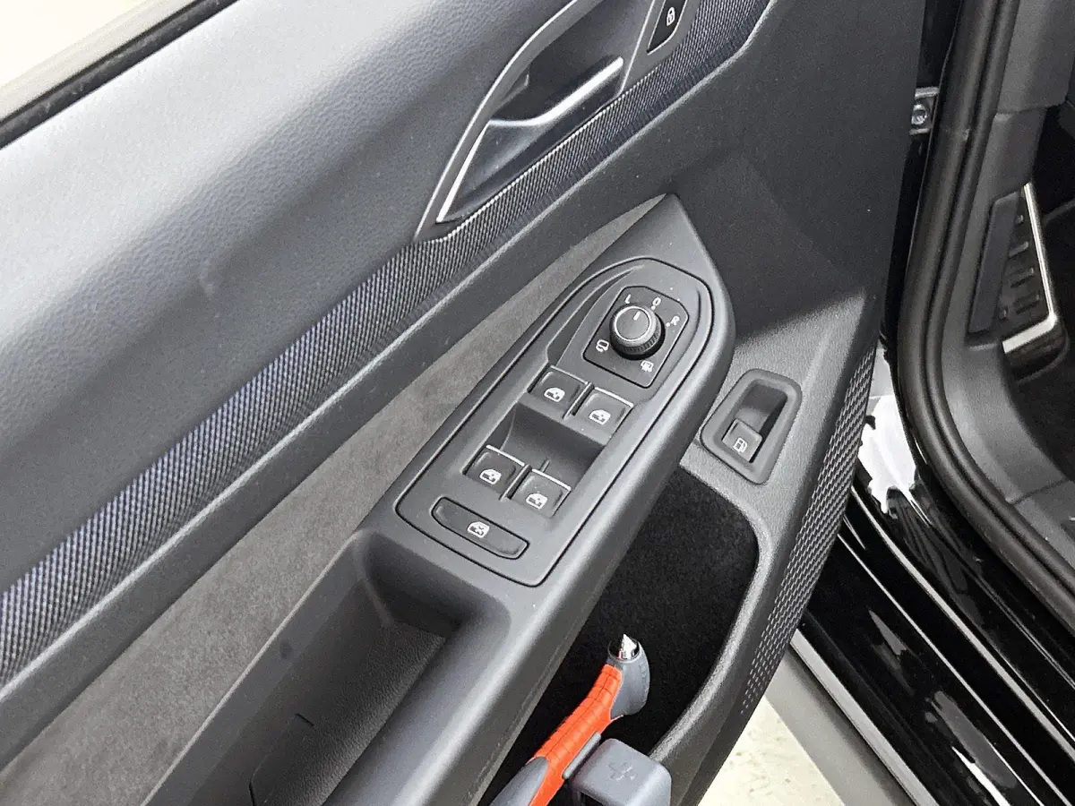1.5 eHybrid GTE | 272 PK | SoH 99.4% | Automaat | Panoramadak | Navigatie | Apple Carplay / Android Auto | Trekhaak Inklapbaar | Digital Cockpit | Advanced Keyless | Heads-up Display | Stoel
