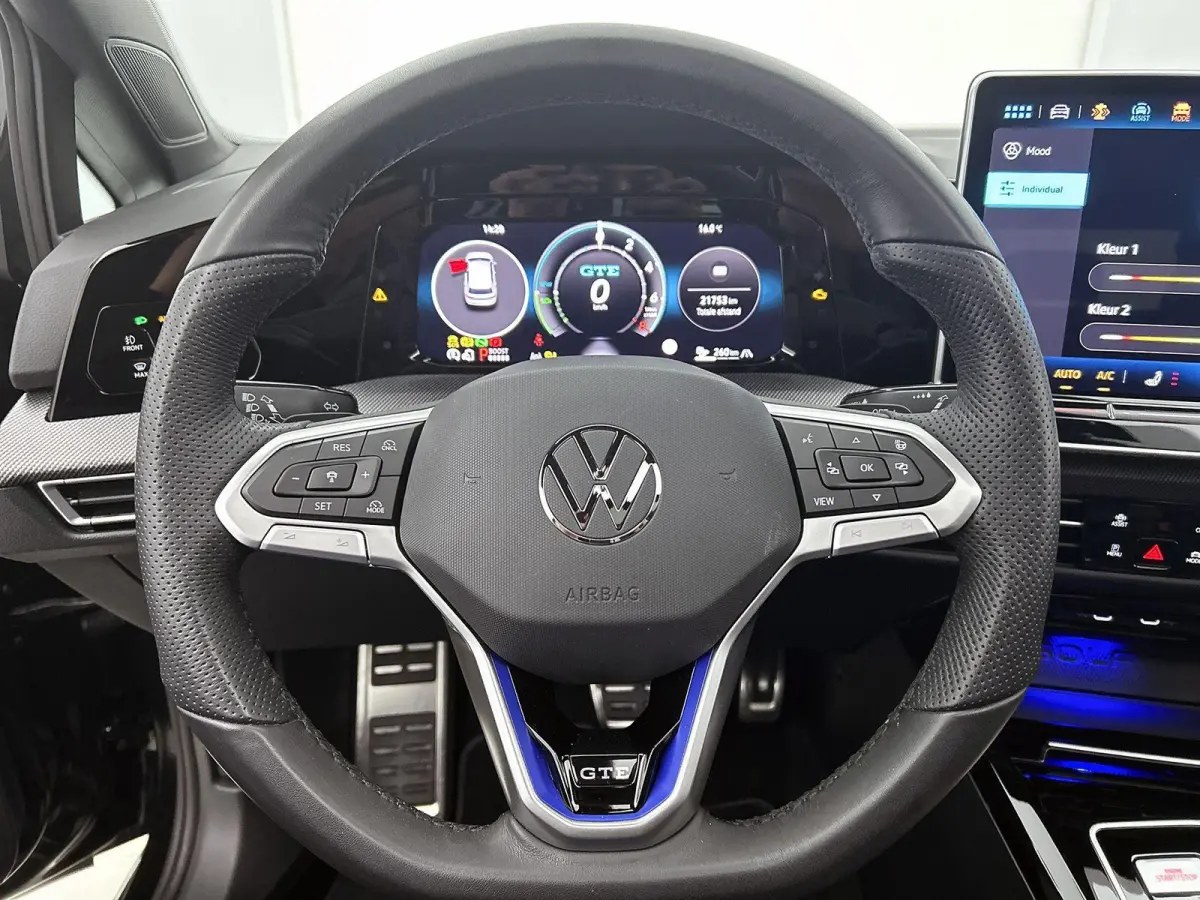 1.5 eHybrid GTE | 272 PK | SoH 99.4% | Automaat | Panoramadak | Navigatie | Apple Carplay / Android Auto | Trekhaak Inklapbaar | Digital Cockpit | Advanced Keyless | Heads-up Display | Stoel