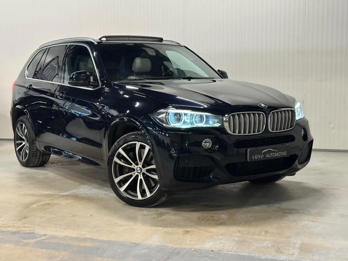XDrive50i High Executive | PANO | M-SPORT | HUD | HARMAN KARDON | CARBONSCHWARZ
