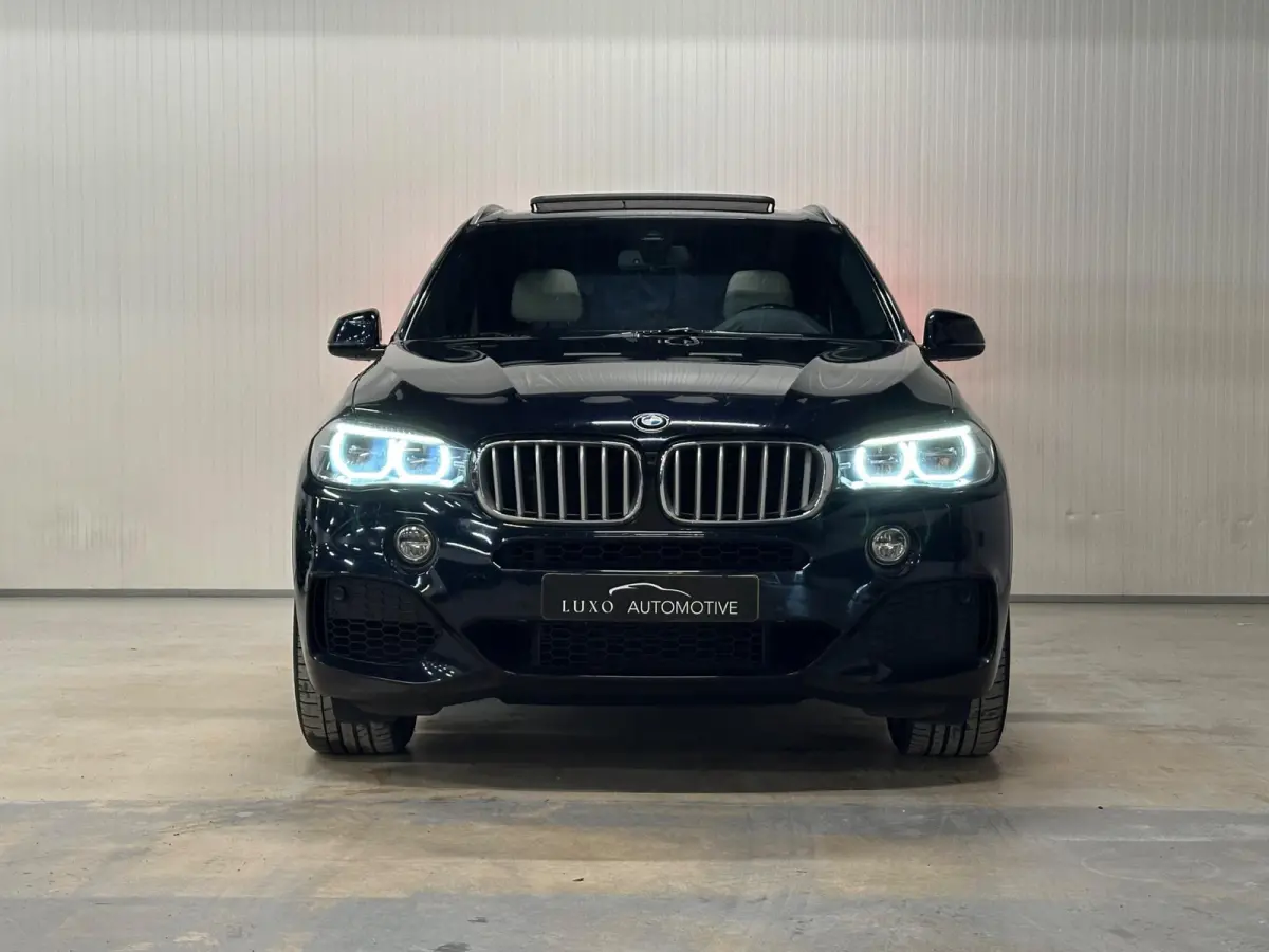 XDrive50i High Executive | PANO | M-SPORT | HUD | HARMAN KARDON | CARBONSCHWARZ