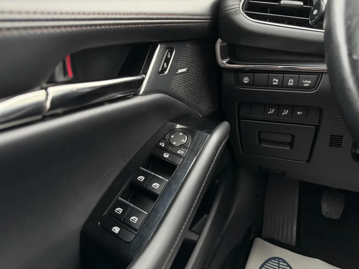 2.0 e-SkyActiv-X M Hybrid 180 Luxury - FULL OPTIONS!