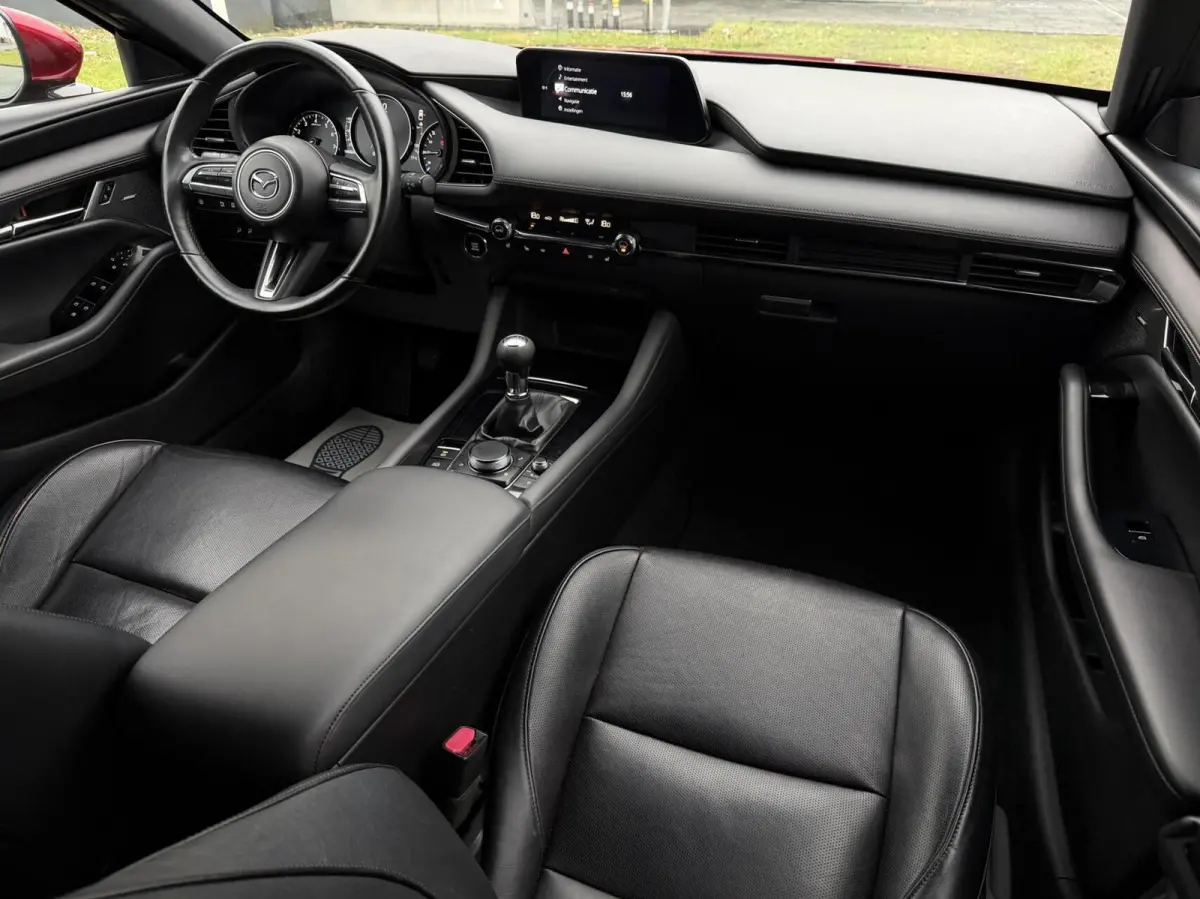 2.0 e-SkyActiv-X M Hybrid 180 Luxury - FULL OPTIONS!