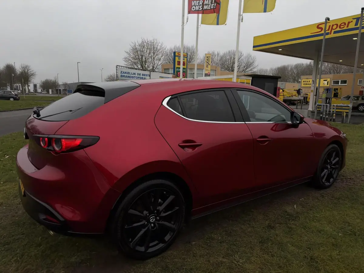 2.0 e-SkyActiv-X M Hybrid 180 Luxury - FULL OPTIONS!