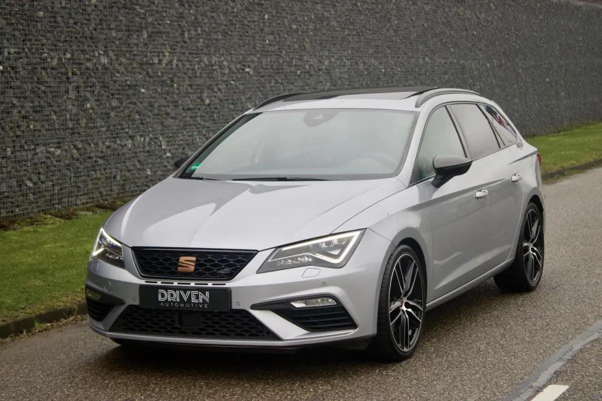 CUPRA 300 4DRIVE | Pano - Beats - Brembo - ACC