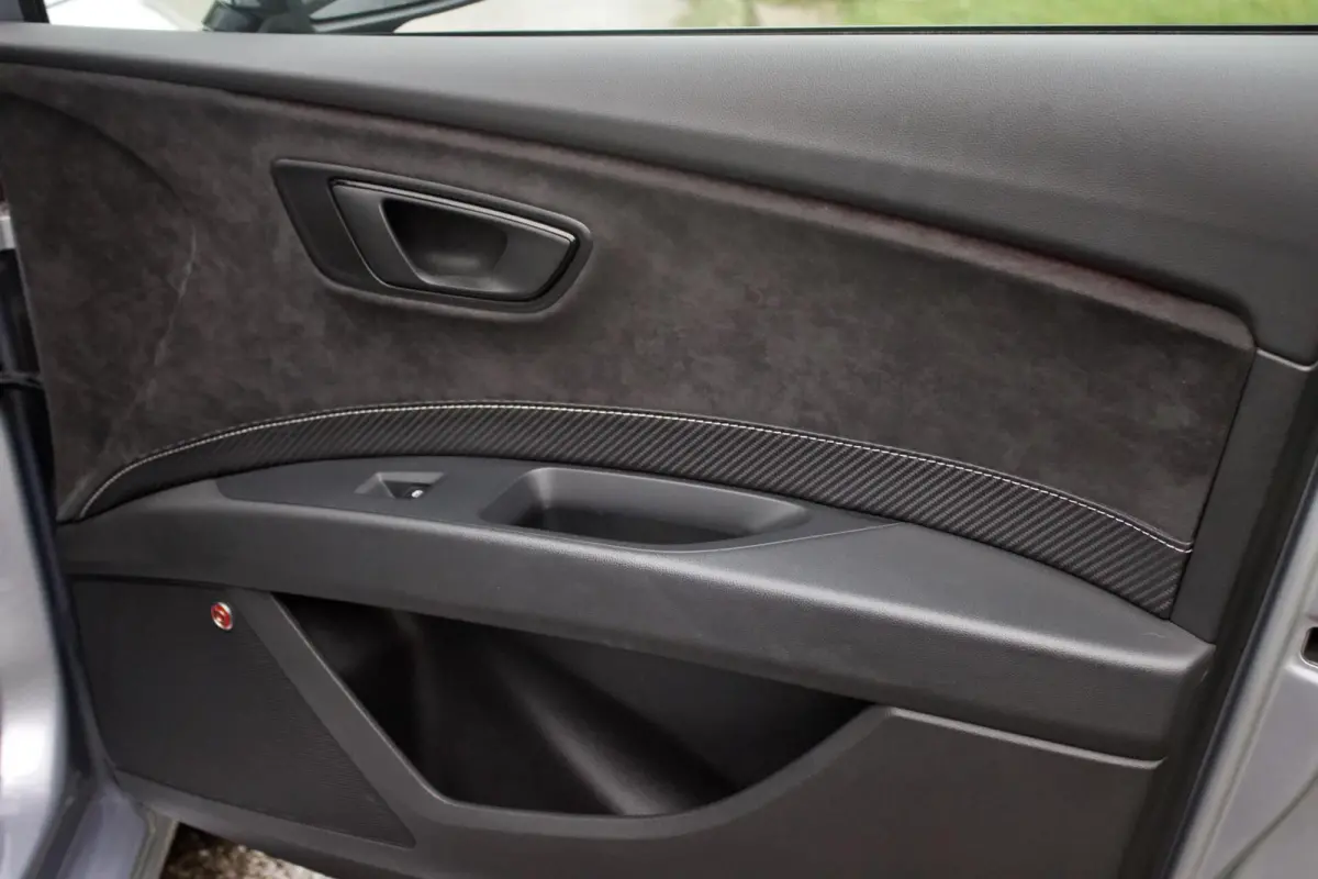 CUPRA 300 4DRIVE | Pano - Beats - Brembo - ACC