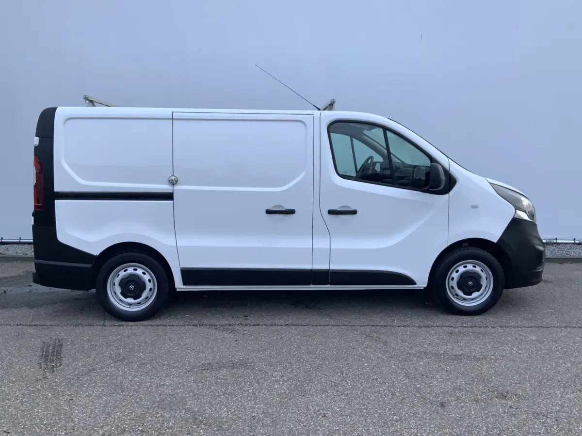 1.6 CDTI L1H1 Selection Airco Cruise 3 Zits Dakdrager Trekhaak 2000 kg Euro 5