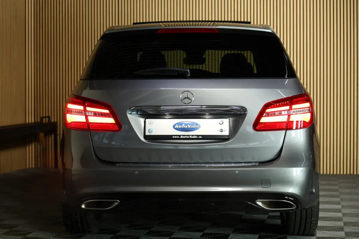 250 AMG 4Matic Automaat B 250 PANO H/K CARPLAY LEDER MEMORY '16