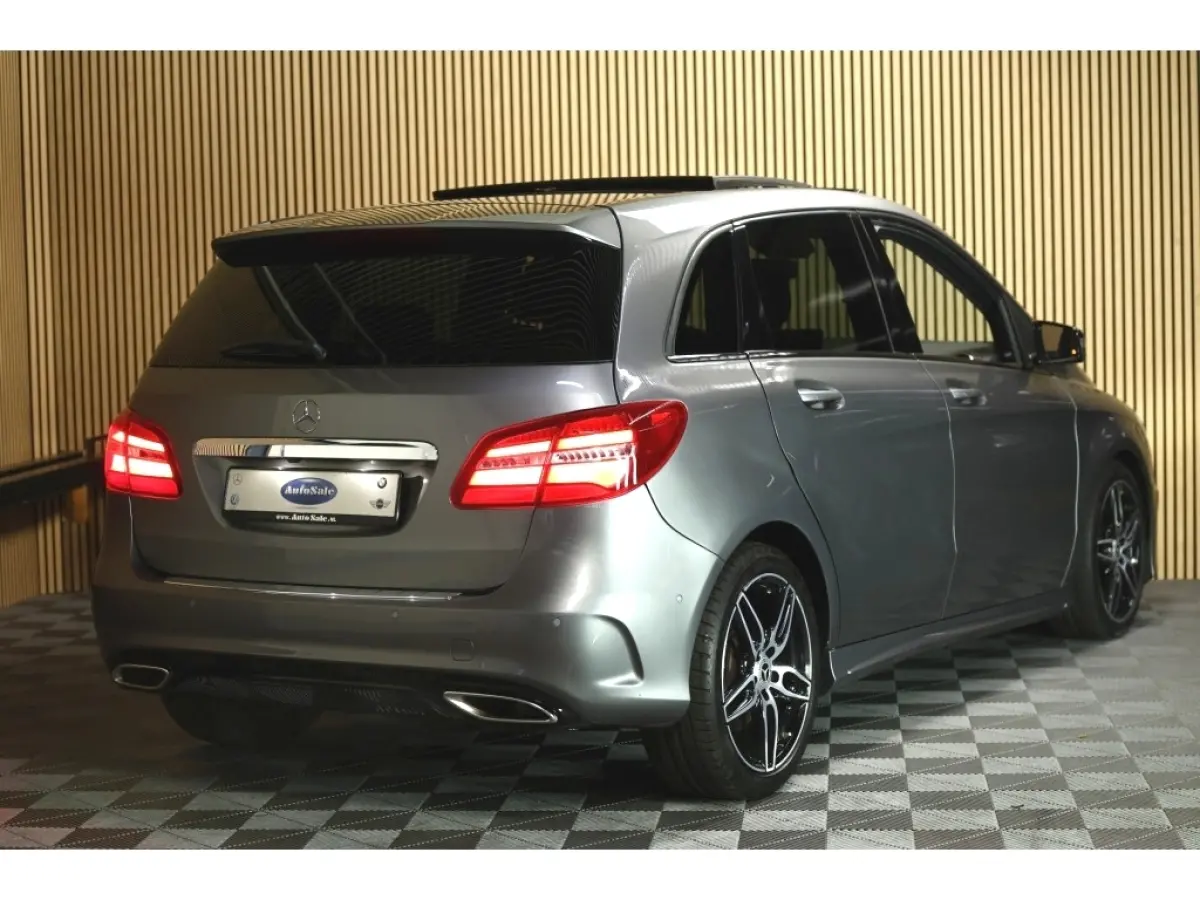 250 AMG 4Matic Automaat B 250 PANO H/K CARPLAY LEDER MEMORY '16