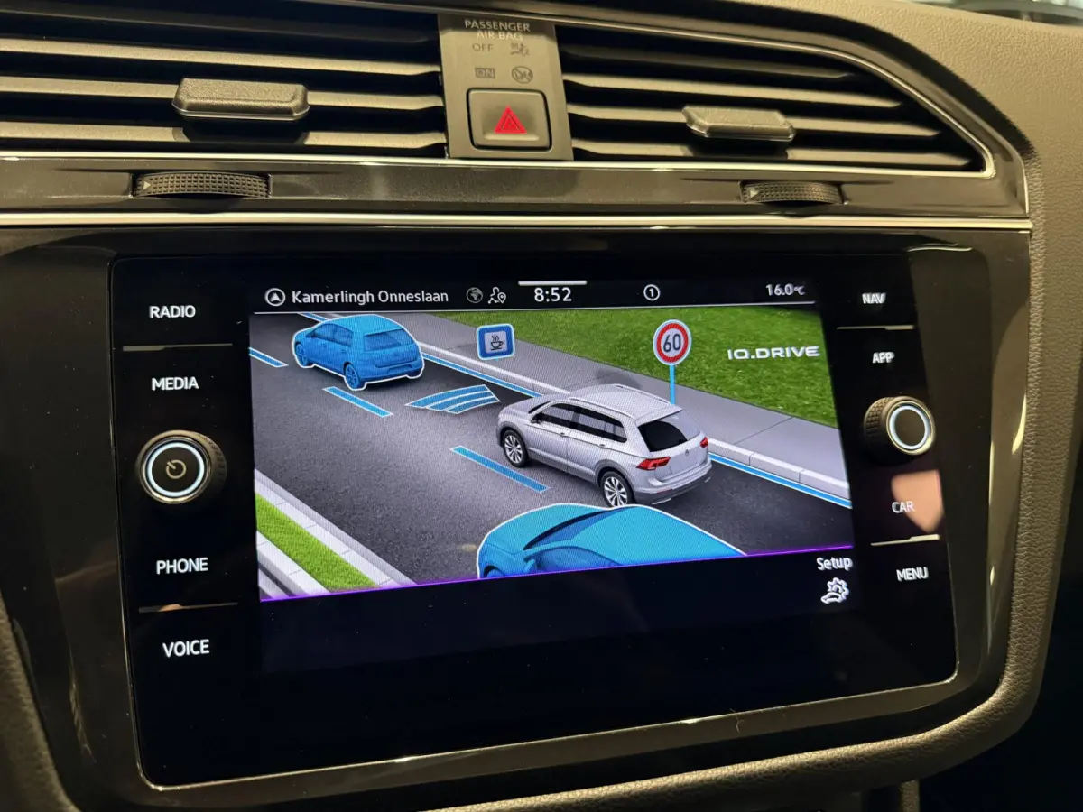 1.4 TSI eHybrid R-Line Business+ |PHEV|NAVI|CarPlay|Elek.Achterklep|IQ Light|