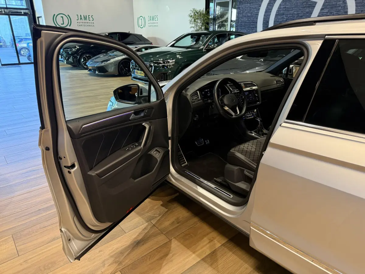 1.4 TSI eHybrid R-Line Business+ |PHEV|NAVI|CarPlay|Elek.Achterklep|IQ Light|
