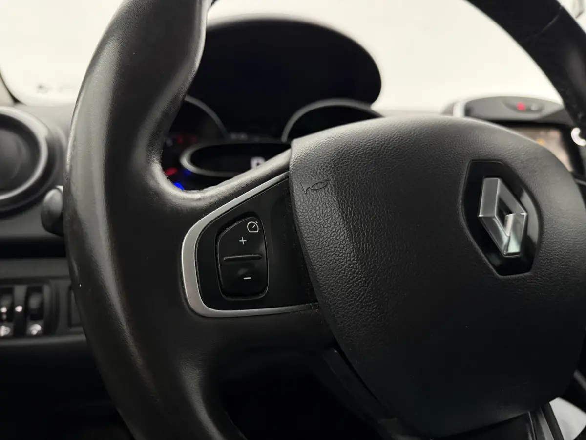 0.9 TCe Limited | Airco | Cruise | Parkeersens. | Navi | NAP