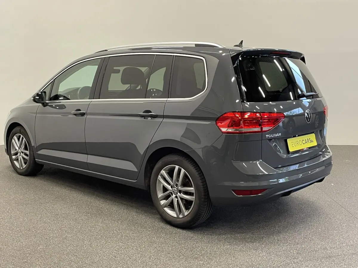 1.5 TSI DSG Highline Navigatie  Parkeersensoren Cruise Control  Blind Spot Assist  Stoelverwarming  ErgoActive stoelen  Climate Control