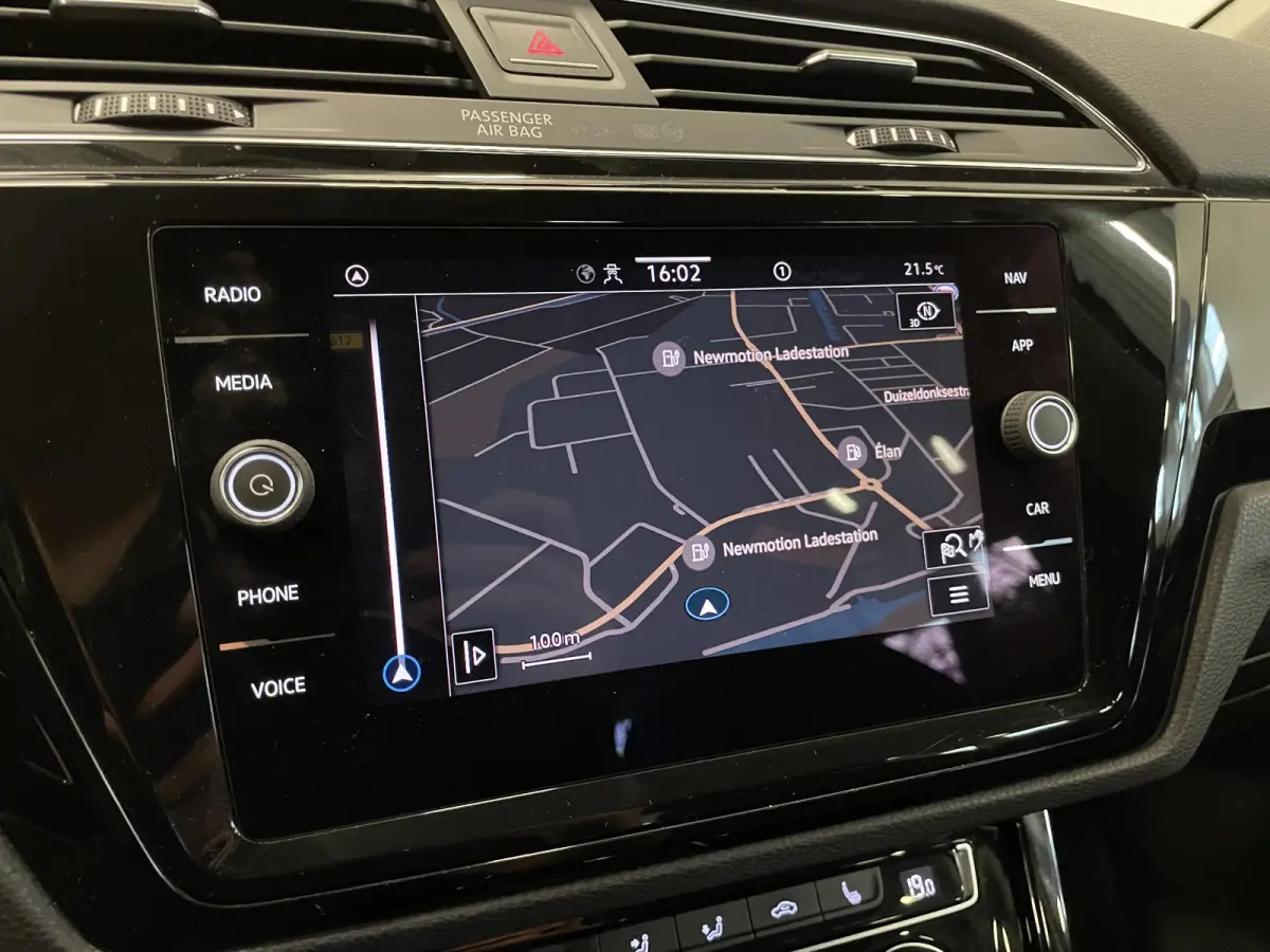 1.5 TSI DSG Highline Navigatie  Parkeersensoren Cruise Control  Blind Spot Assist  Stoelverwarming  ErgoActive stoelen  Climate Control