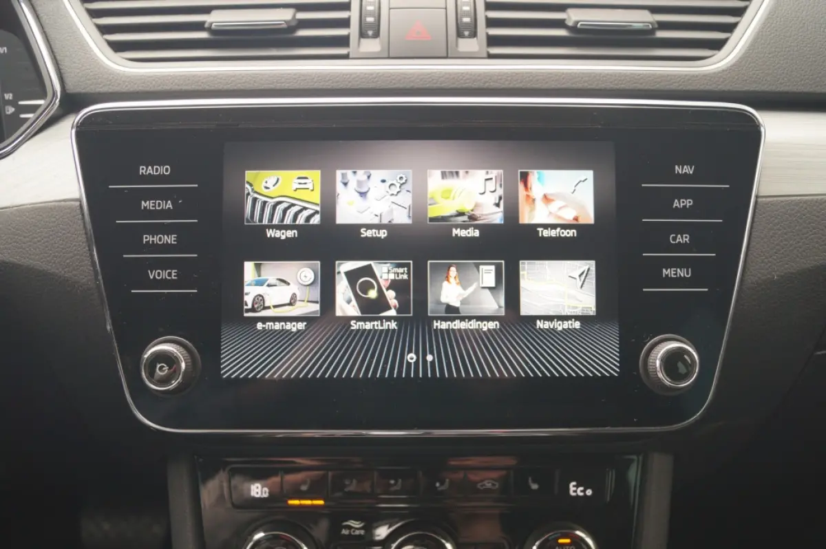 1.4 TSI iV PHEV Business Edition Plus -NAVI-ECC-