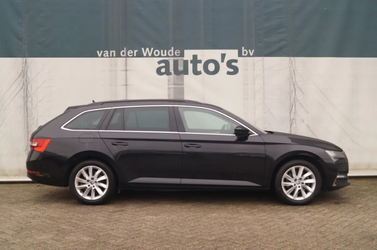 1.4 TSI iV PHEV Business Edition Plus -NAVI-ECC-
