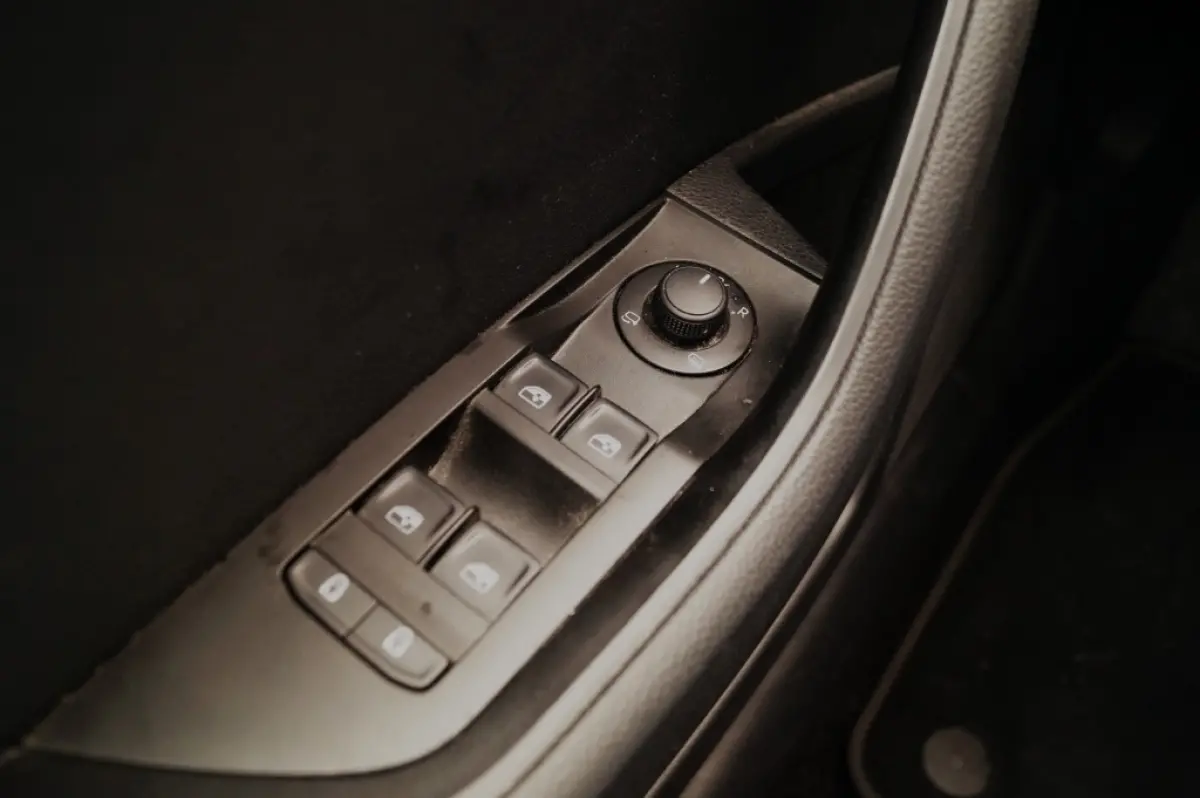 1.4 TSI iV PHEV Business Edition Plus -NAVI-ECC-
