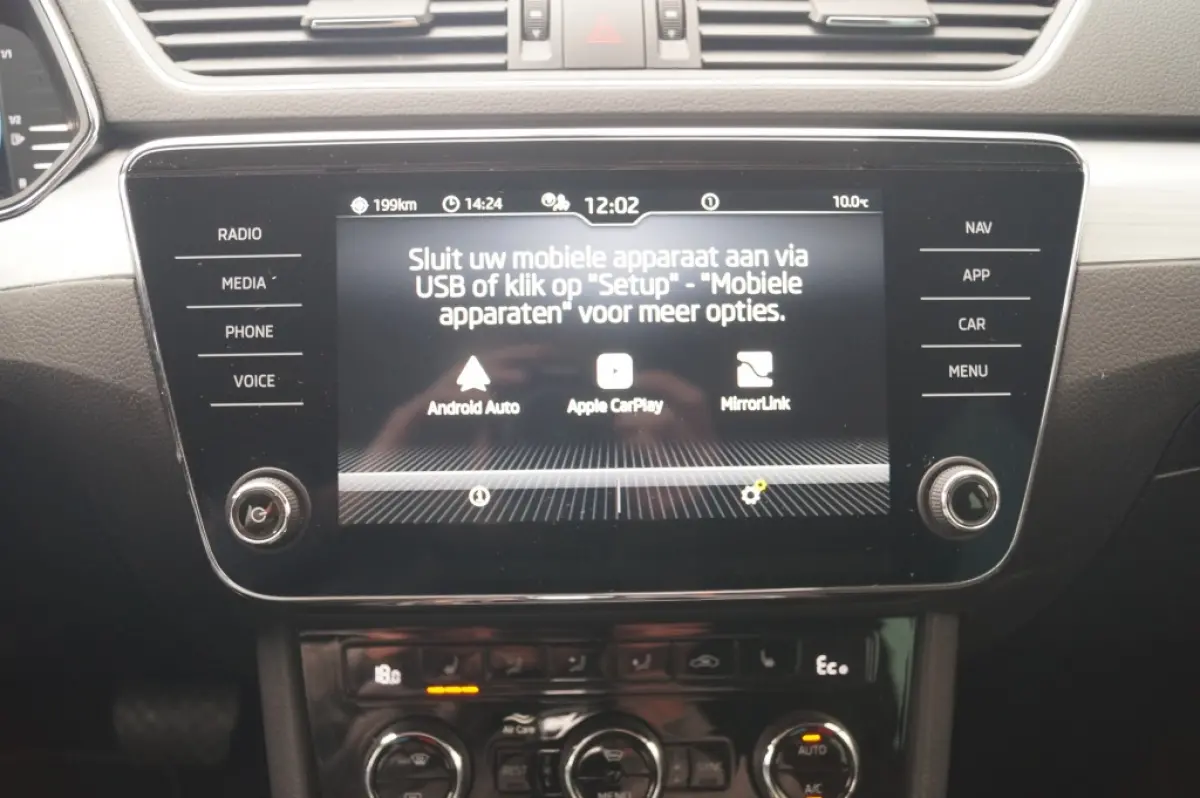 1.4 TSI iV PHEV Business Edition Plus -NAVI-ECC-
