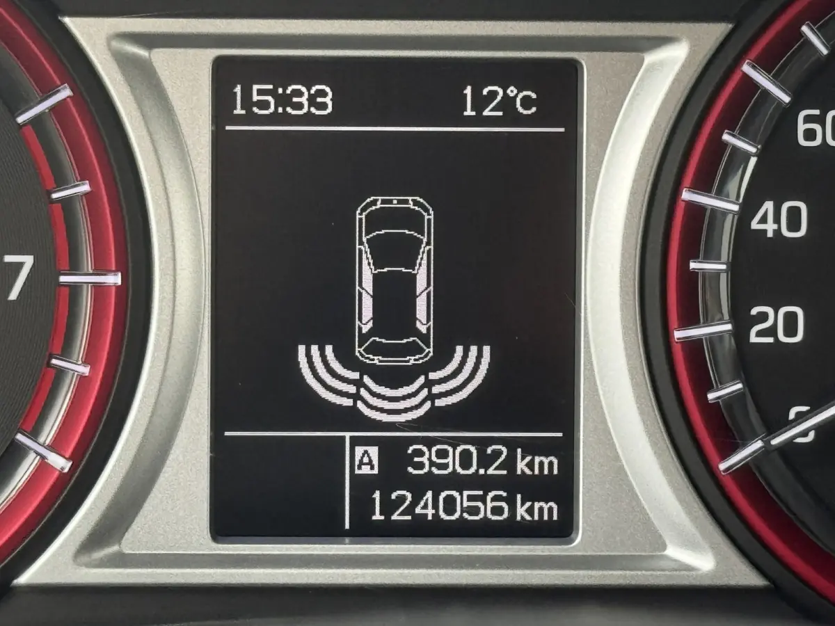 1.4 S Adaptive cruise Climate control Stoelverwarming LED Apple / Android Navigatie Achteruitrijcamera
