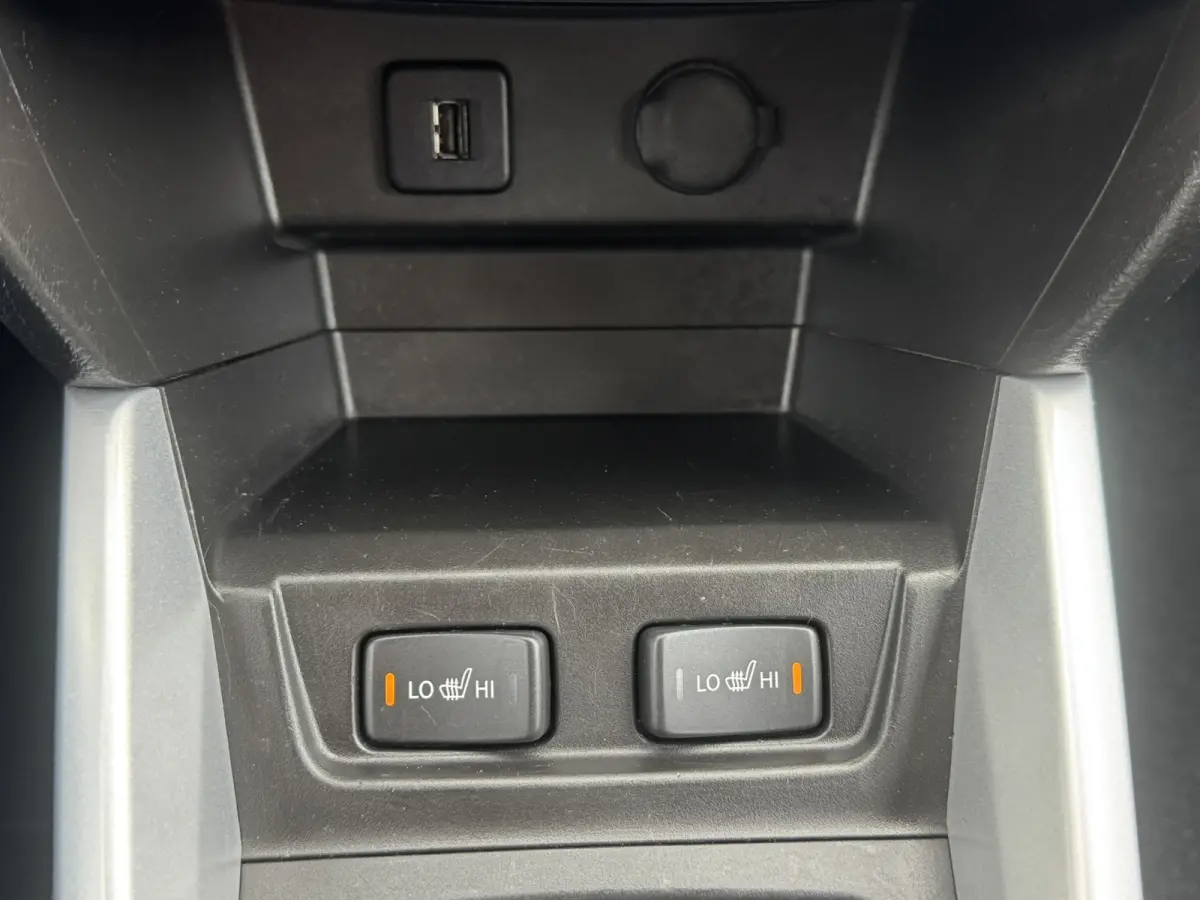 1.4 S Adaptive cruise Climate control Stoelverwarming LED Apple / Android Navigatie Achteruitrijcamera